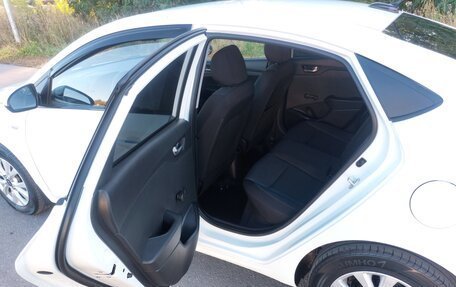Hyundai Solaris II рестайлинг, 2017 год, 980 000 рублей, 9 фотография