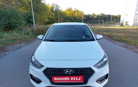 Hyundai Solaris II рестайлинг, 2017 год, 980 000 рублей, 11 фотография