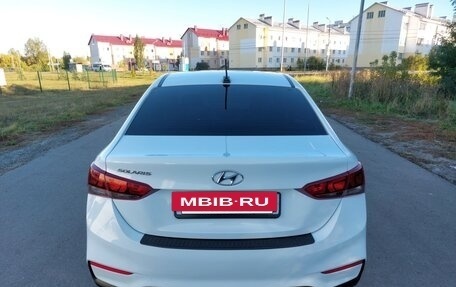 Hyundai Solaris II рестайлинг, 2017 год, 980 000 рублей, 13 фотография