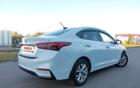 Hyundai Solaris II рестайлинг, 2017 год, 980 000 рублей, 29 фотография