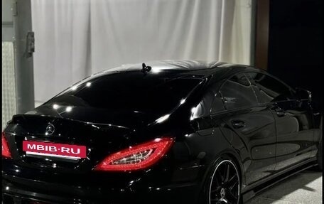 Mercedes-Benz CLS, 2013 год, 3 000 000 рублей, 13 фотография