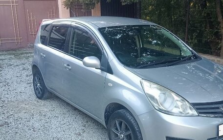 Nissan Note II рестайлинг, 2011 год, 700 000 рублей, 3 фотография