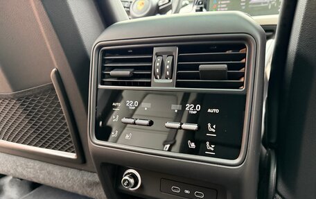 Porsche Cayenne III, 2025 год, 17 800 000 рублей, 23 фотография