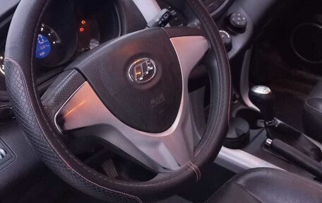 Lifan X60 I рестайлинг, 2015 год, 550 000 рублей, 6 фотография