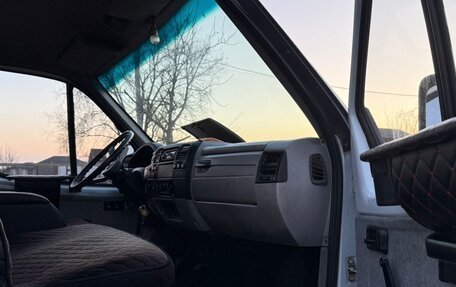 ГАЗ 31105 «Волга», 2003 год, 470 000 рублей, 24 фотография