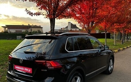 Volkswagen Tiguan II, 2018 год, 3 250 000 рублей, 2 фотография