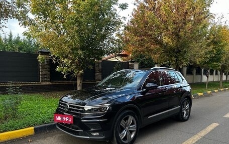 Volkswagen Tiguan II, 2018 год, 3 250 000 рублей, 15 фотография