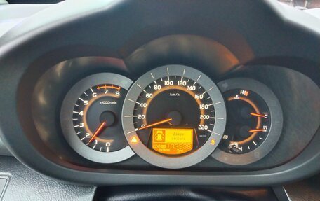 Toyota RAV4, 2011 год, 1 350 000 рублей, 10 фотография