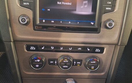 Volkswagen Golf VII, 2016 год, 1 320 000 рублей, 7 фотография