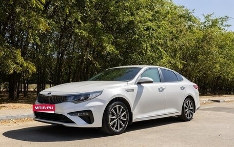 KIA Optima IV, 2019 год, 1 750 000 рублей, 2 фотография