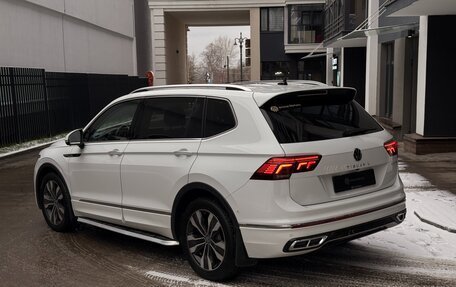 Volkswagen Tiguan II, 2022 год, 2 490 000 рублей, 4 фотография