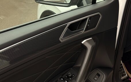 Volkswagen Tiguan II, 2022 год, 2 490 000 рублей, 9 фотография