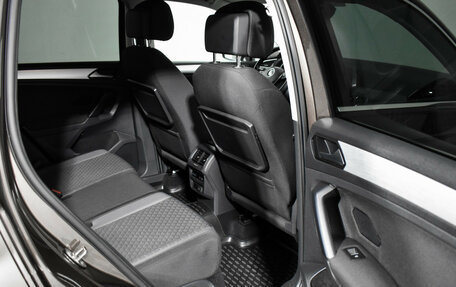 Volkswagen Tiguan II, 2018 год, 2 850 000 рублей, 12 фотография