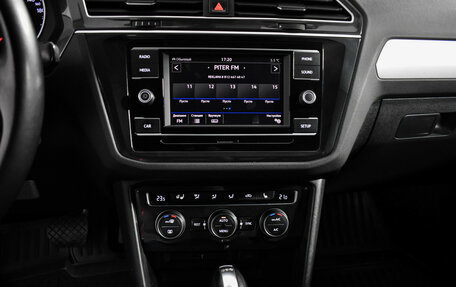 Volkswagen Tiguan II, 2018 год, 2 850 000 рублей, 17 фотография