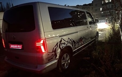 Volkswagen Caravelle T5, 2011 год, 1 755 000 рублей, 1 фотография