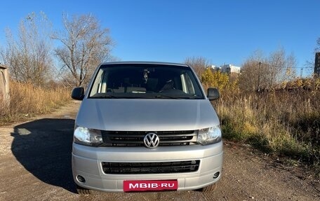 Volkswagen Caravelle T5, 2011 год, 1 755 000 рублей, 20 фотография