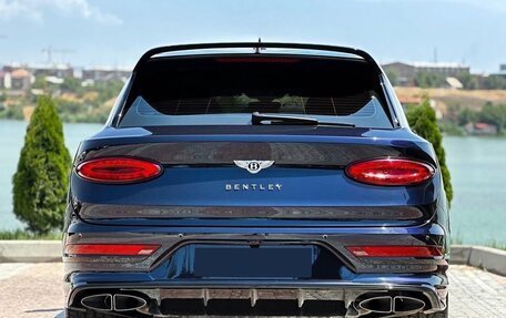 Bentley Bentayga I, 2023 год, 31 000 000 рублей, 4 фотография