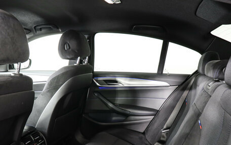 BMW 5 серия, 2018 год, 3 777 000 рублей, 15 фотография