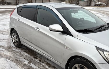 Hyundai Solaris II рестайлинг, 2012 год, 670 000 рублей, 5 фотография