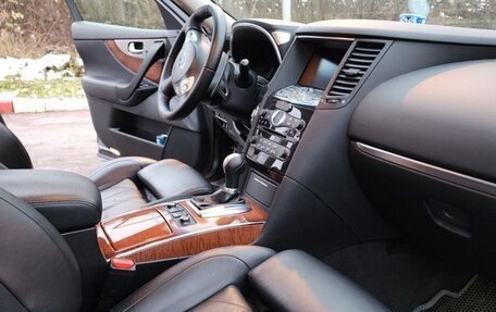 Infiniti FX II, 2012 год, 2 150 000 рублей, 13 фотография