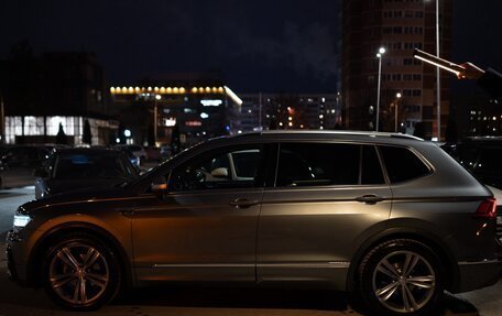 Volkswagen Tiguan II, 2019 год, 3 350 000 рублей, 4 фотография