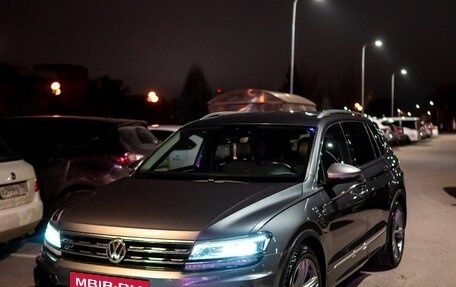 Volkswagen Tiguan II, 2019 год, 3 350 000 рублей, 2 фотография