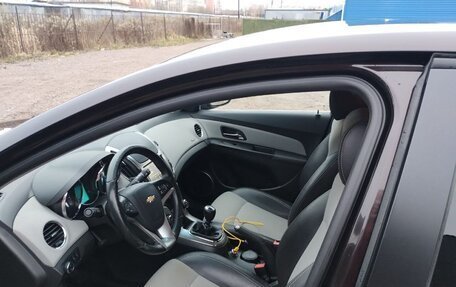 Chevrolet Cruze II, 2013 год, 750 000 рублей, 6 фотография