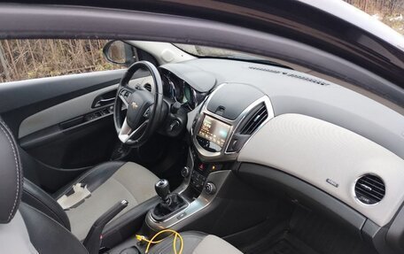 Chevrolet Cruze II, 2013 год, 750 000 рублей, 7 фотография