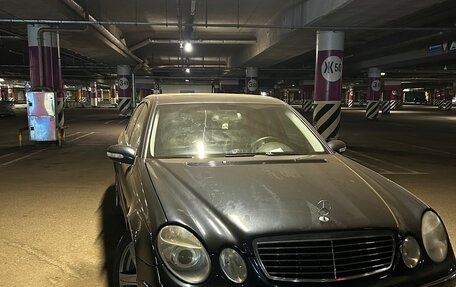 Mercedes-Benz E-Класс, 2003 год, 890 000 рублей, 4 фотография