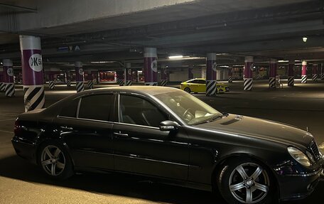 Mercedes-Benz E-Класс, 2003 год, 890 000 рублей, 5 фотография