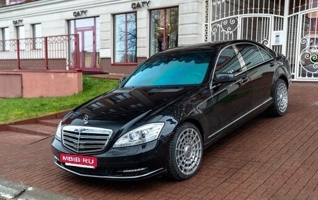 Mercedes-Benz S-Класс, 2012 год, 2 550 000 рублей, 2 фотография