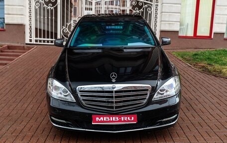 Mercedes-Benz S-Класс, 2012 год, 2 550 000 рублей, 1 фотография