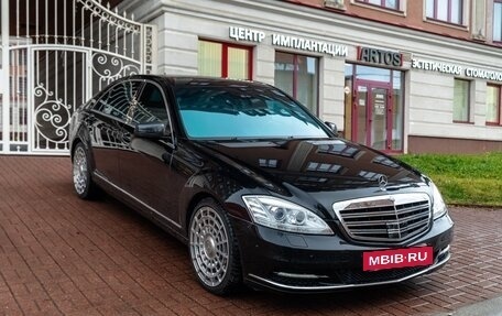 Mercedes-Benz S-Класс, 2012 год, 2 550 000 рублей, 3 фотография
