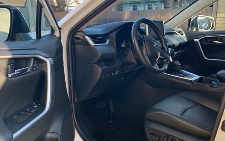 Toyota RAV4, 2020 год, 3 400 000 рублей, 7 фотография