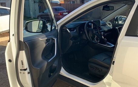 Toyota RAV4, 2020 год, 3 400 000 рублей, 10 фотография