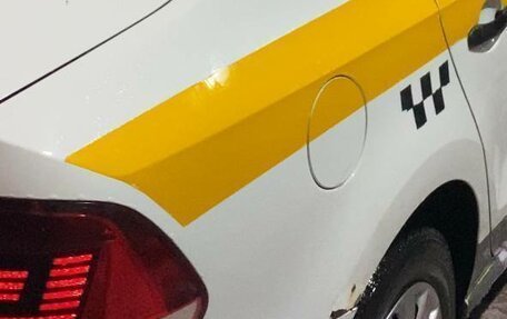 Volkswagen Polo VI (EU Market), 2017 год, 500 000 рублей, 6 фотография