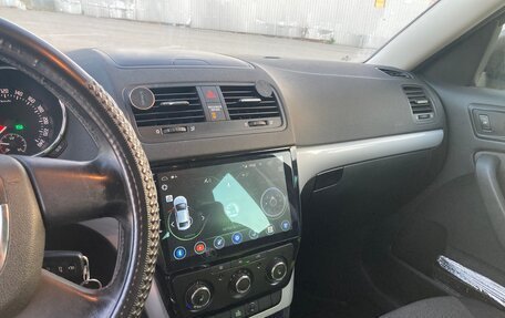 Skoda Yeti I рестайлинг, 2012 год, 980 000 рублей, 3 фотография