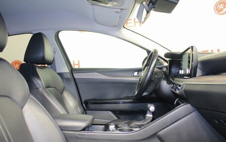 KIA K5, 2021 год, 2 444 000 рублей, 10 фотография