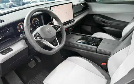 Volkswagen Teramont, 2025 год, 4 211 555 рублей, 13 фотография