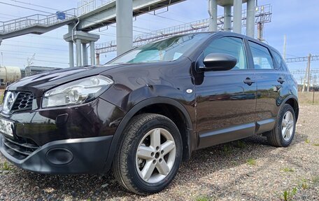 Nissan Qashqai, 2012 год, 900 000 рублей, 2 фотография