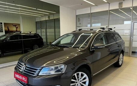 Volkswagen Passat B7, 2013 год, 1 090 000 рублей, 1 фотография