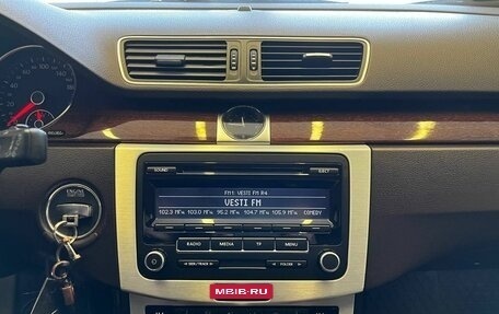 Volkswagen Passat B7, 2013 год, 1 090 000 рублей, 11 фотография