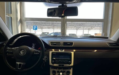 Volkswagen Passat B7, 2013 год, 1 090 000 рублей, 15 фотография