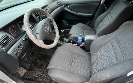 Toyota Corolla, 2004 год, 439 000 рублей, 16 фотография