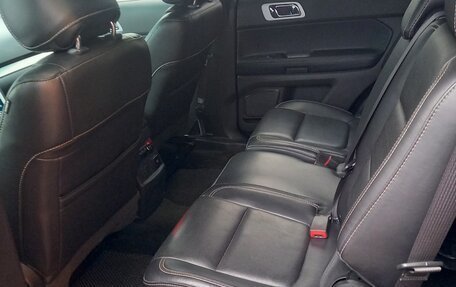 Ford Explorer VI, 2013 год, 2 000 000 рублей, 5 фотография