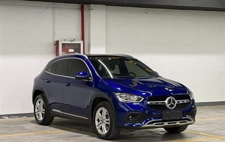 Mercedes-Benz GLA, 2021 год, 2 300 000 рублей, 3 фотография