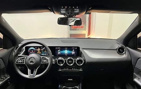 Mercedes-Benz GLA, 2021 год, 2 300 000 рублей, 10 фотография