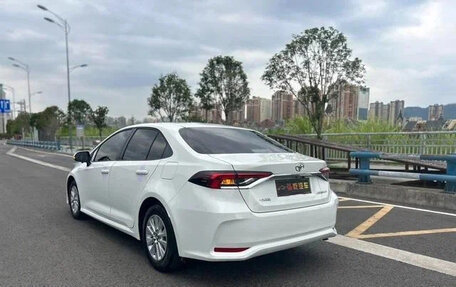 Toyota Corolla, 2022 год, 1 300 000 рублей, 4 фотография