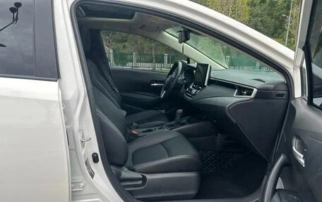 Toyota Corolla, 2022 год, 1 300 000 рублей, 10 фотография