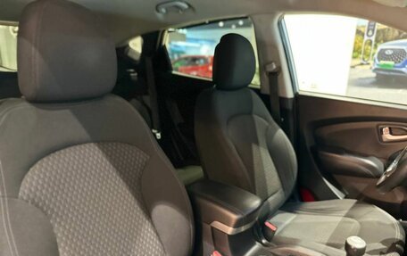 Hyundai ix35 I рестайлинг, 2013 год, 1 230 000 рублей, 13 фотография